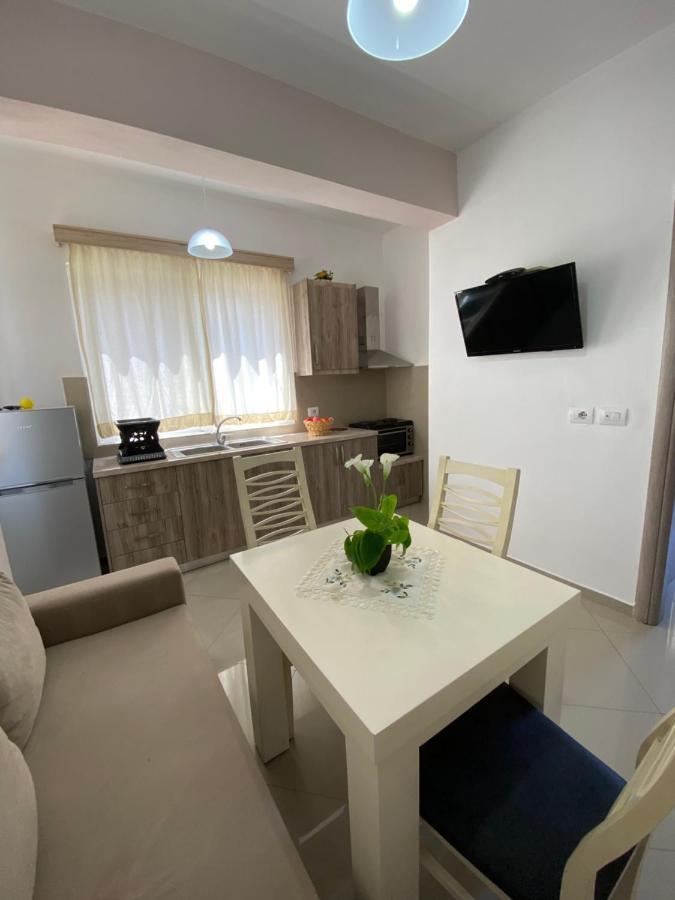 Hotel Andrea Sarandë Exterior foto